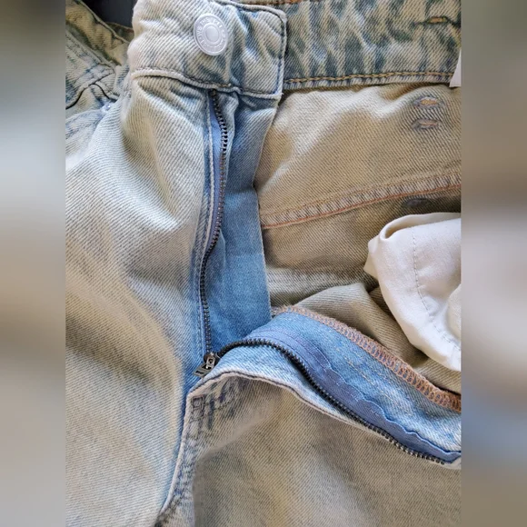 We The Free Waterfalls Baggy Wide-Leg Jeans- 28 Short - Picture 9 of 10